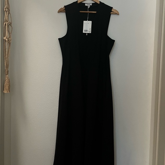 COS Dresses & Skirts - New with tags COS flared sleeveless zip up midi dress in black